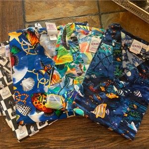 Size L scrub shirts.  3 scrub shirts for $11